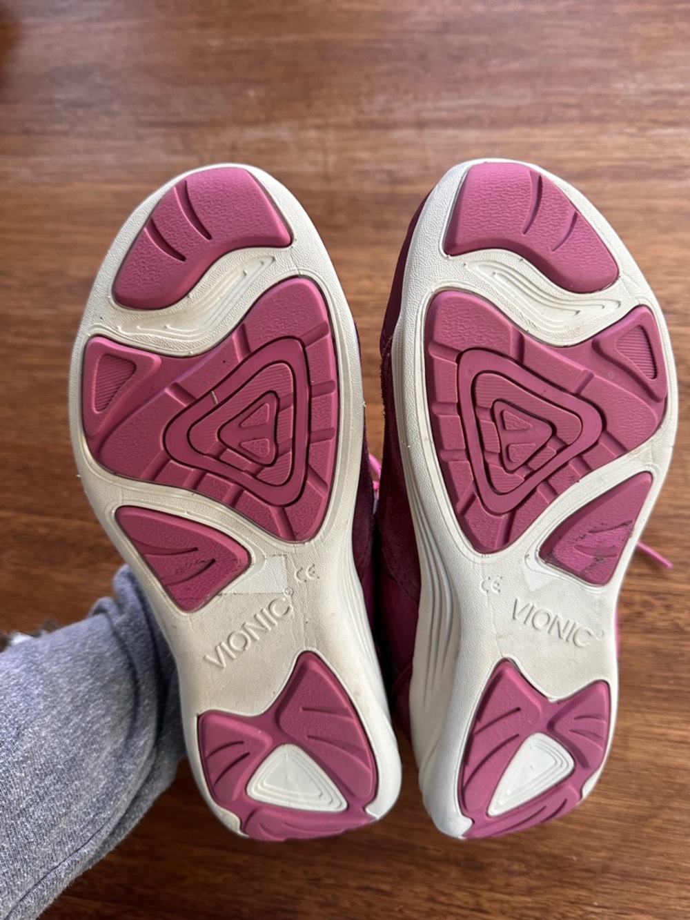 Vionic Agile Chance Women's Orthotic Walking Shoes, Fuchsia Pink, Size 7.5 - Picture 7 of 8
